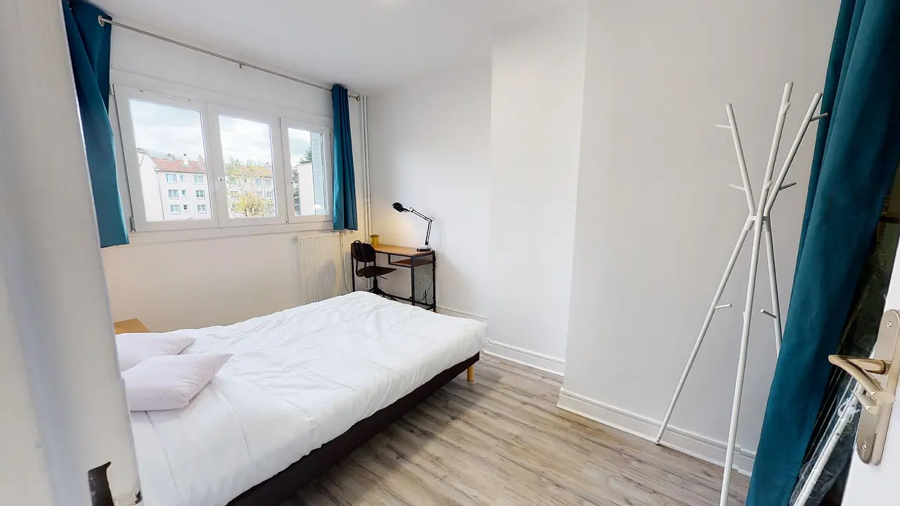 Colocation meublée de 93.0m2 - 530€ - Villeurbanne