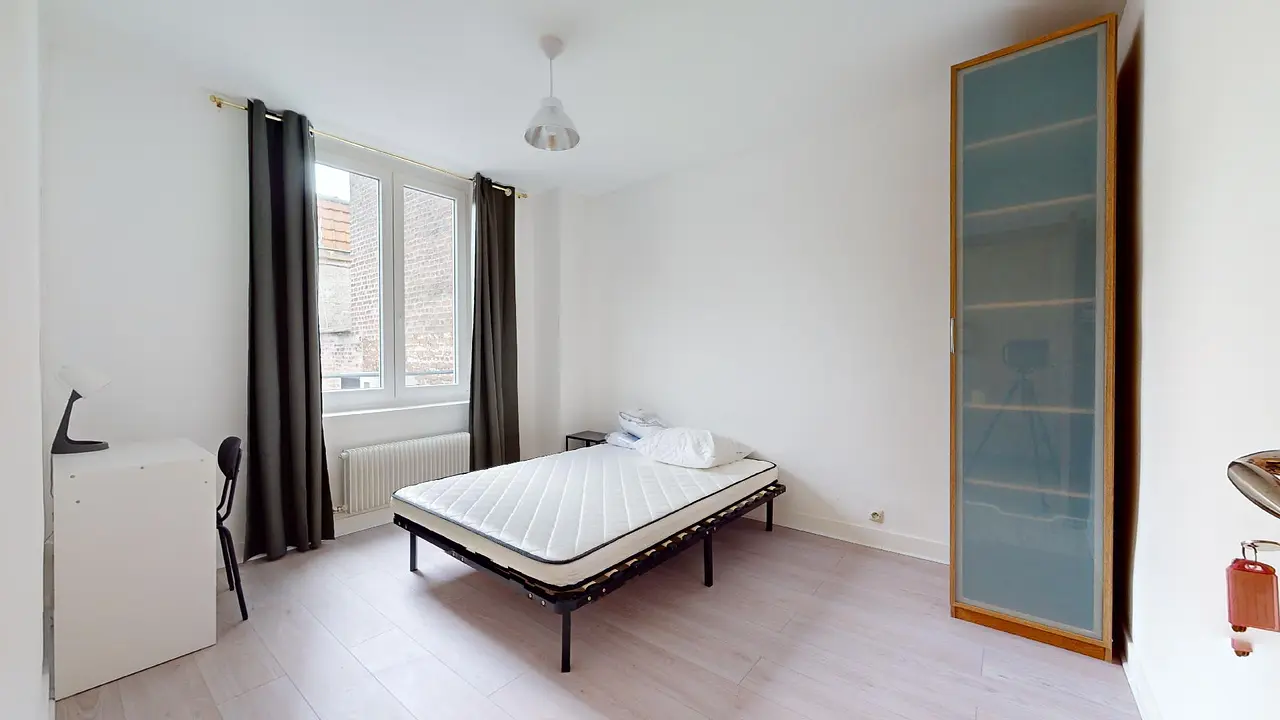 Colocation meublée de 105.0m2 - 526€ - Lille