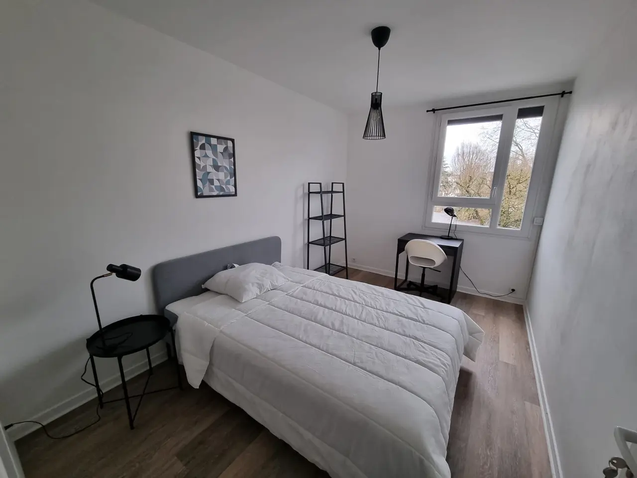 Colocation meublée de 77.0m2 - 396€ - Saint-Jean-de-la-Ruelle