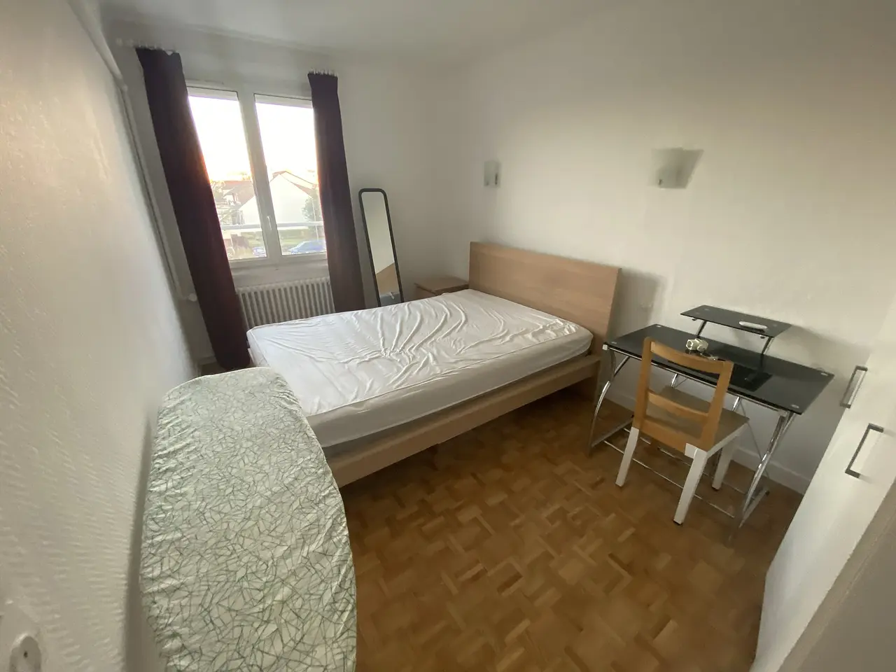 Colocation meublée de 66.0m2 - 500€ - L'Haÿ-les-Roses