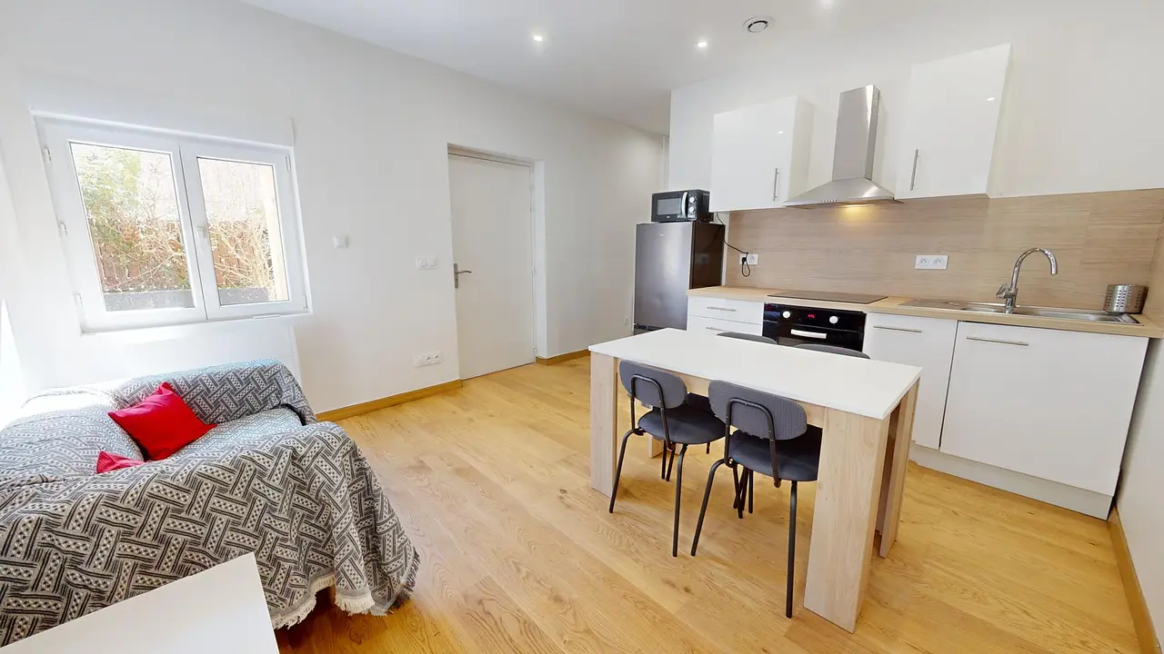 Appartement meublé de 32.0m2 - 754€ - Villeurbanne