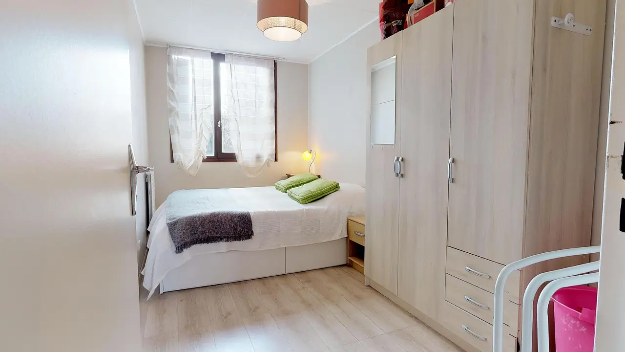 Colocation meublée de 91.0m2 - 404€ - Vénissieux