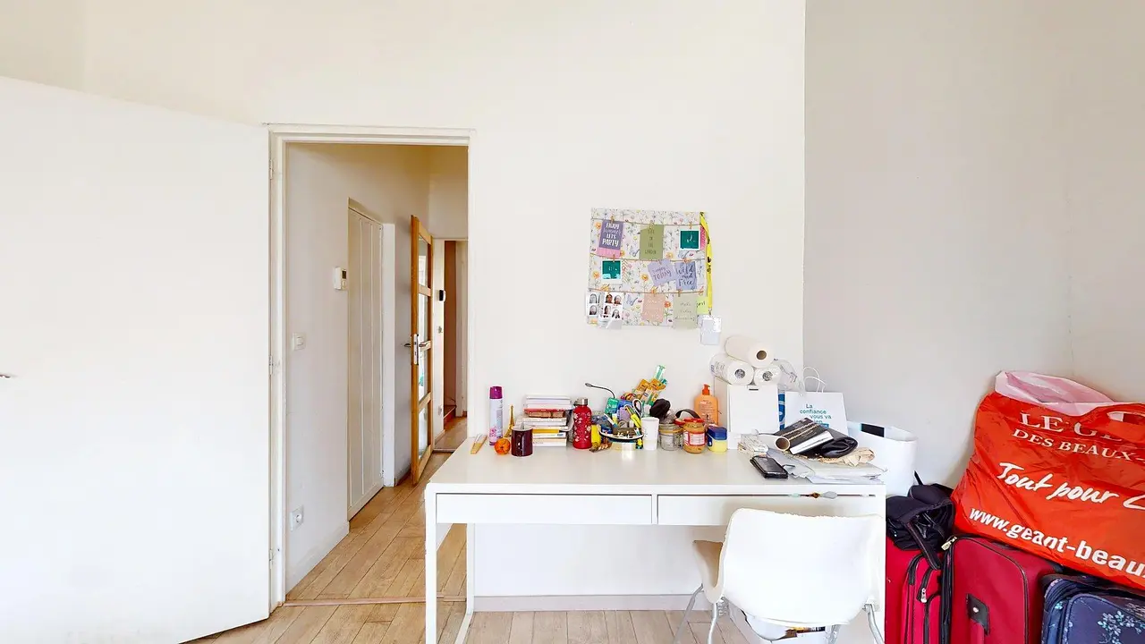 Colocation meublée de 160.0m2 - 494€ - Loos