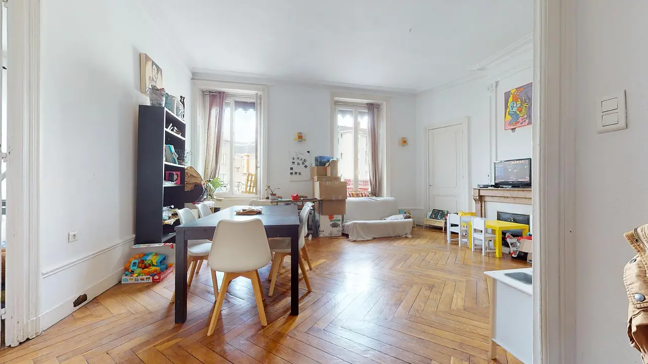 Appartement non meublé de 93.0m2 - 673€ - Saint-Étienne