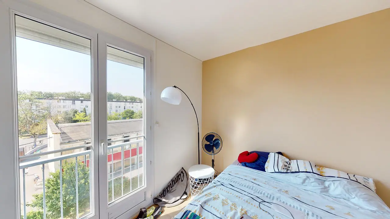 Colocation meublée de 79.0m2 - 463€ - Tours