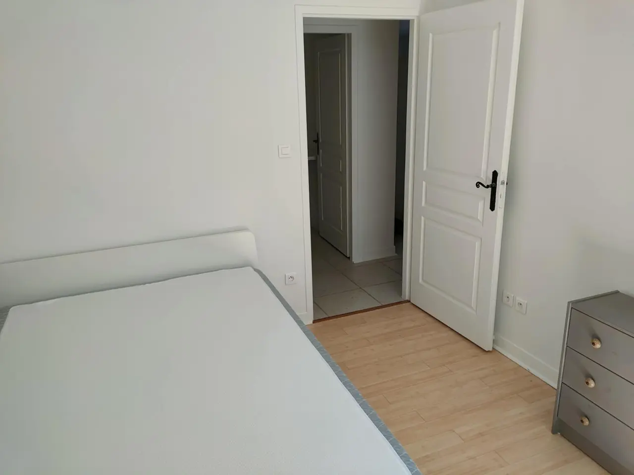 Chambre en colocation Oullins-Pierre-Bénite 