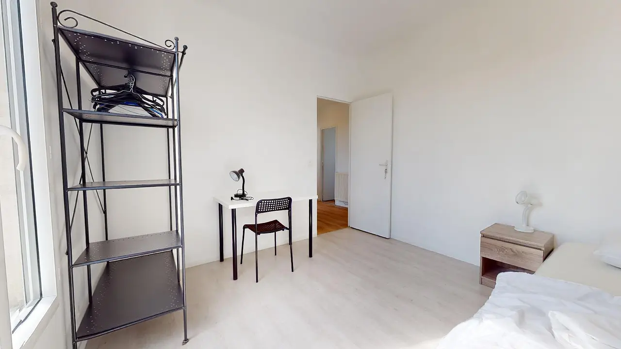 Colocation meublée de 70.0m2 - 537€ - Maisons-Alfort