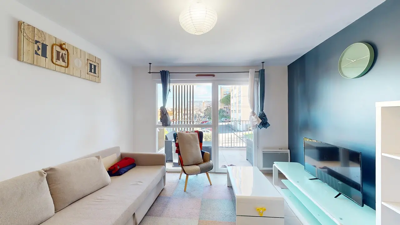 Appartement meublé de 60.0m2 - 1038€ - Marseille