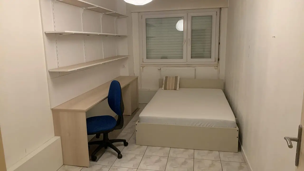 Colocation meublée de 83.0m2 - 450€ - Metz