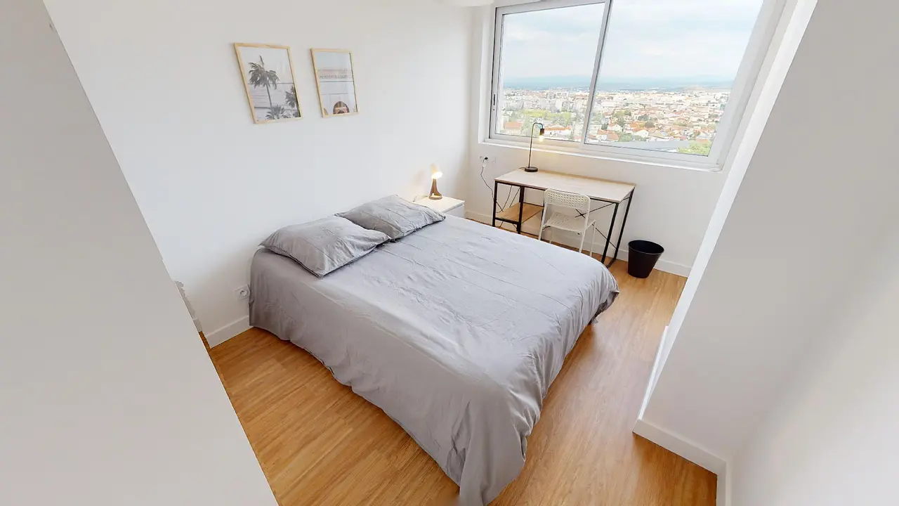 Colocation meublée de 81.0m2 - 412€ - Chamalières
