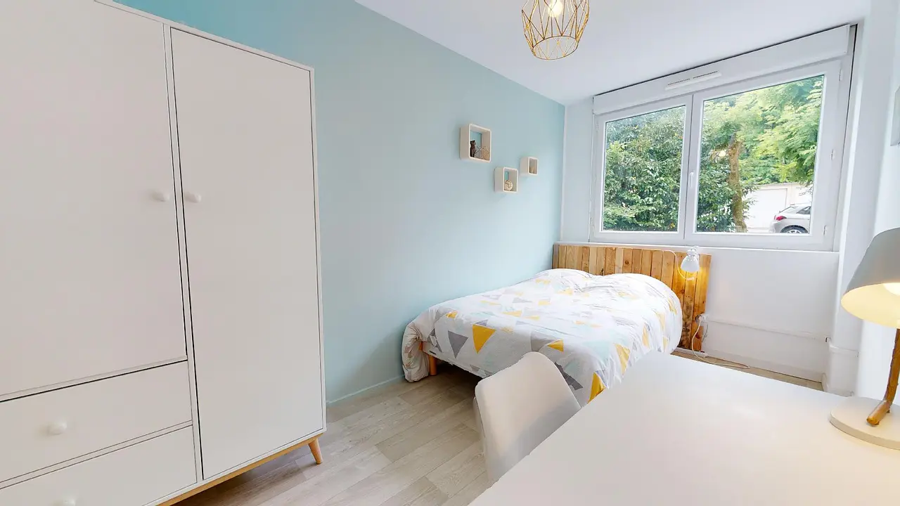 Colocation meublée de 75.0m2 - 533€ - Lyon