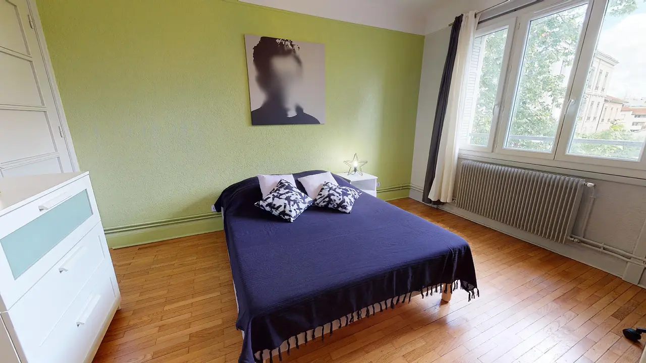 Colocation meublée de 75.0m2 - 609€ - Lyon