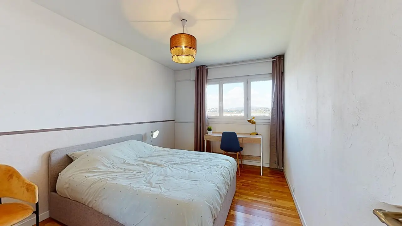 Colocation meublée de 68.0m2 - 548€ - Villeurbanne
