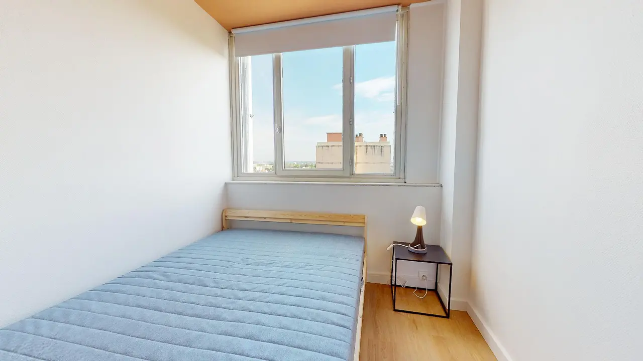 Colocation meublée de 86.0m2 - 510€ - Bron