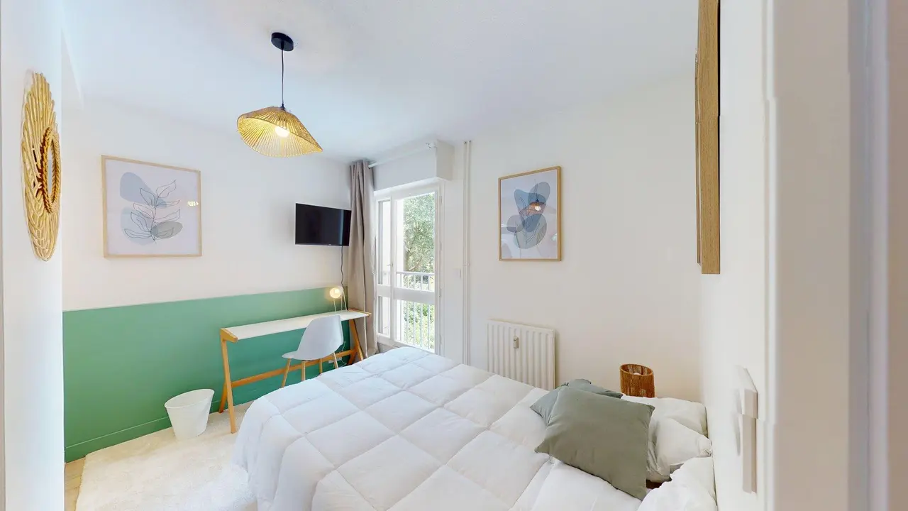 Colocation meublée de 90.28m2 - 460€ - Rennes