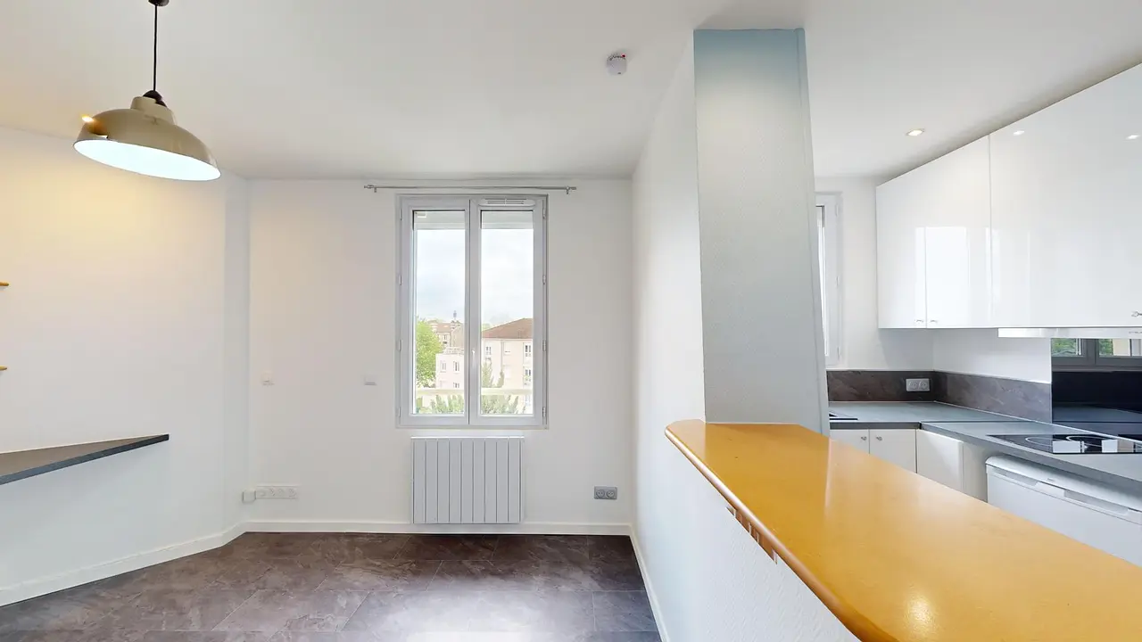 Appartement non meublé de 23.0m2 - 750€ - Villiers-sur-Marne