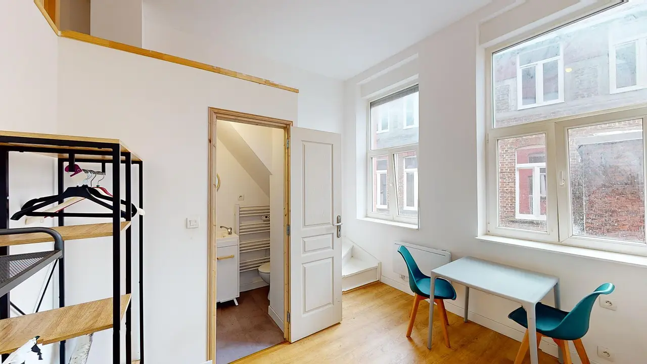 Appartement meublé de 11.71m2 - 380€ - Roubaix