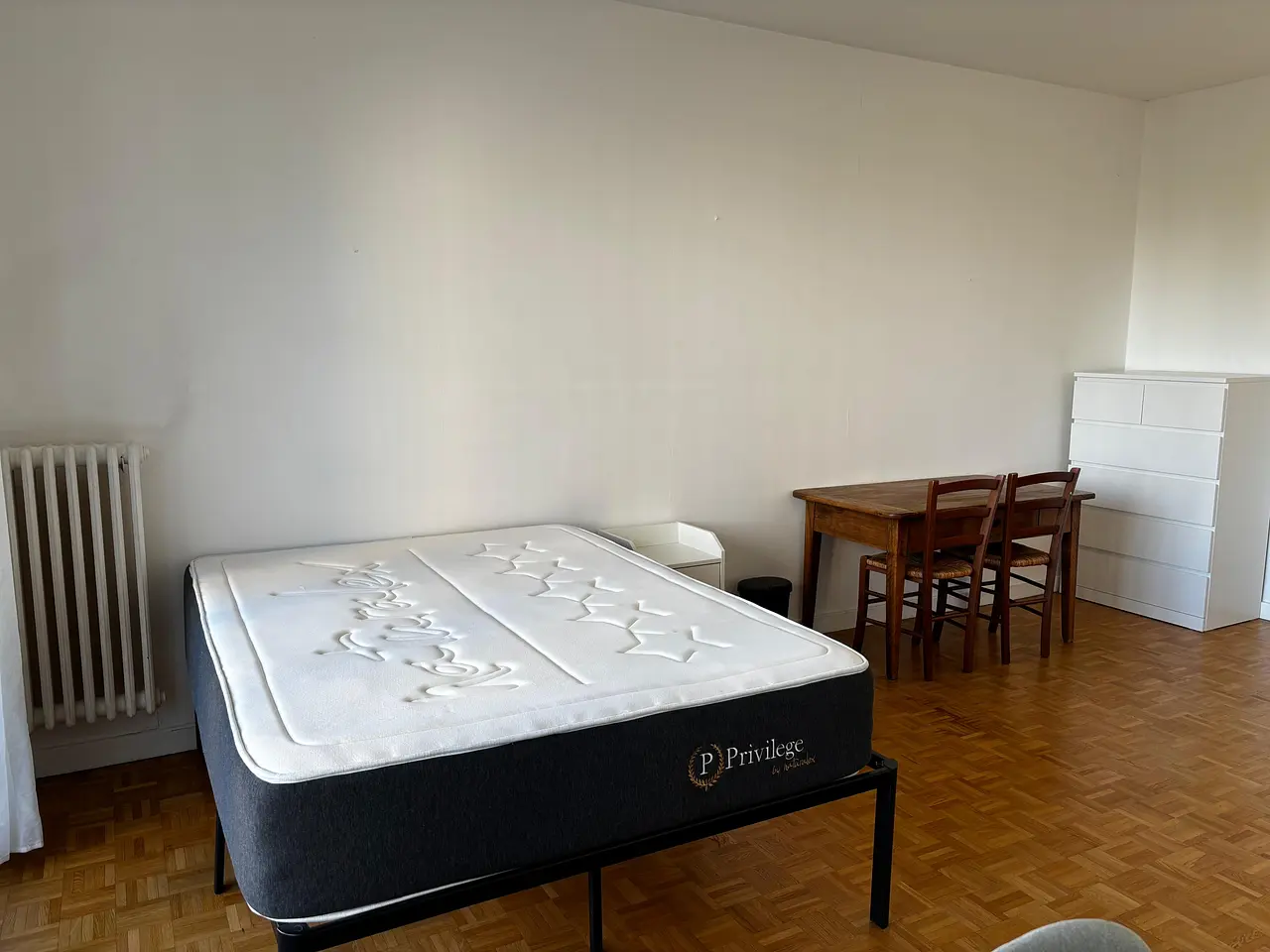 Colocation meublée de 85.0m2 - 525€ - Grenoble
