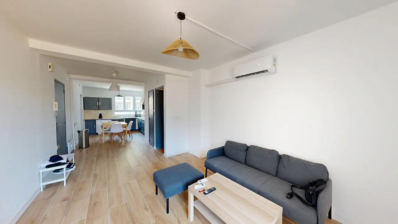 Colocation meublée de 100.0m2 - 490€ - Avignon