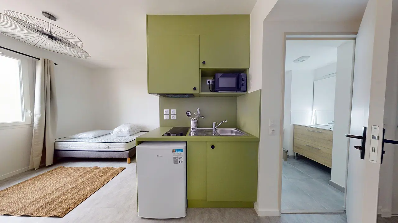 Appartement meublé de 17.96m2 - 525€ - Saint-Priest