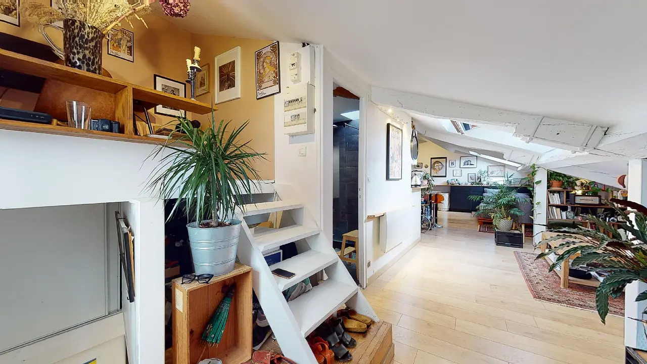 Appartement meublé de 32.0m2 - 852€ - Bordeaux