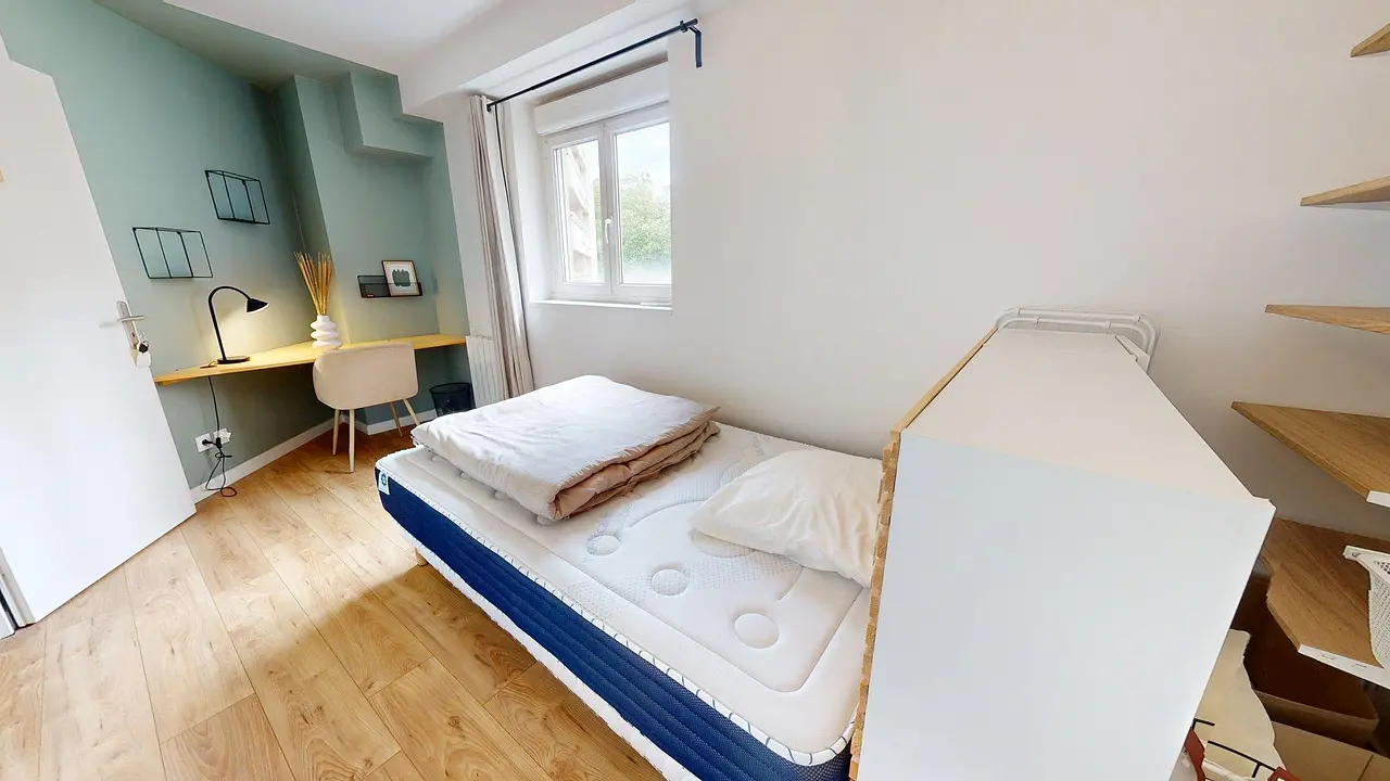 Colocation meublée de 65.0m2 - 594€ - Lyon