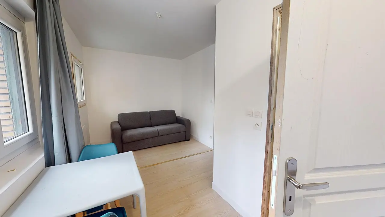 Appartement meublé de 18.09m2 - 420€ - Roubaix