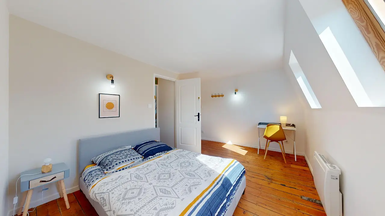 Colocation meublée de 110.0m2 - 415€ - Croix