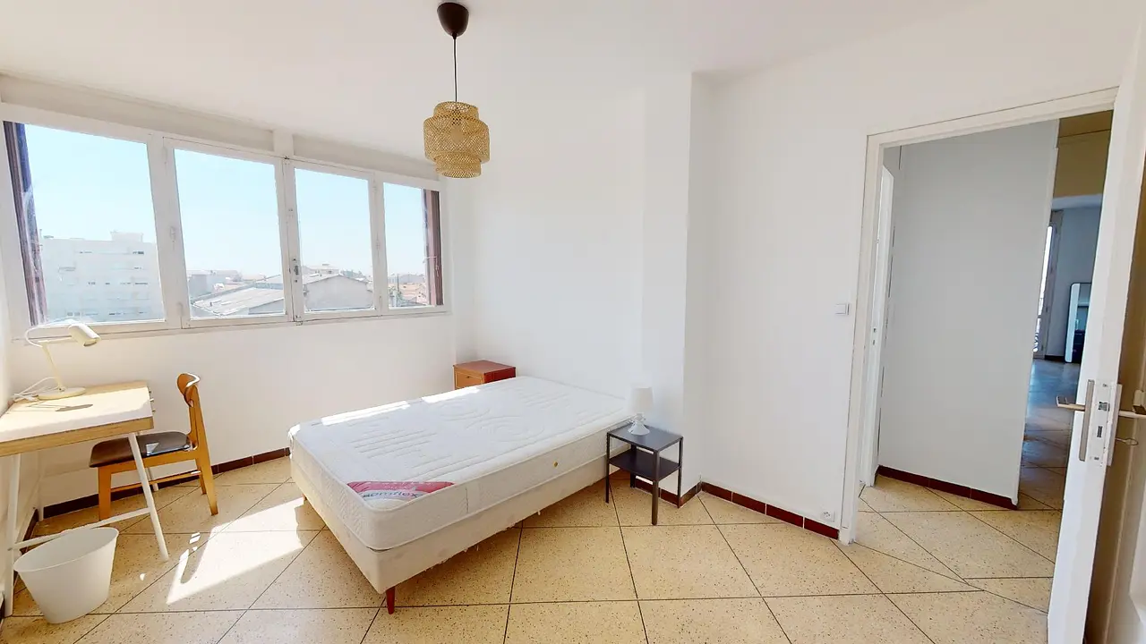 Colocation meublée de 74.0m2 - 500€ - Marseille