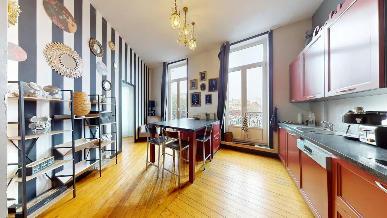 Colocation meublée de 100.0m2 - 547€ - Lille
