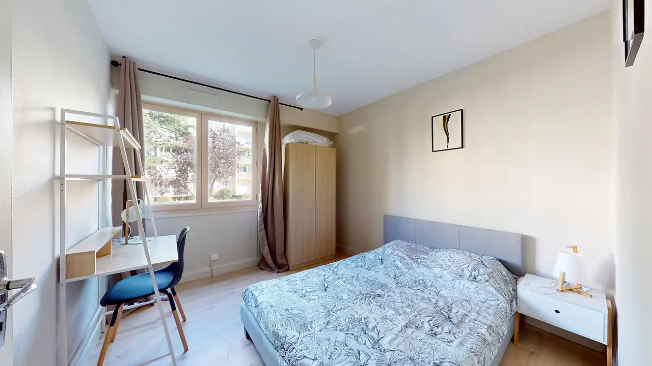 Colocation meublée de 79.0m2 - 475€ - Angers