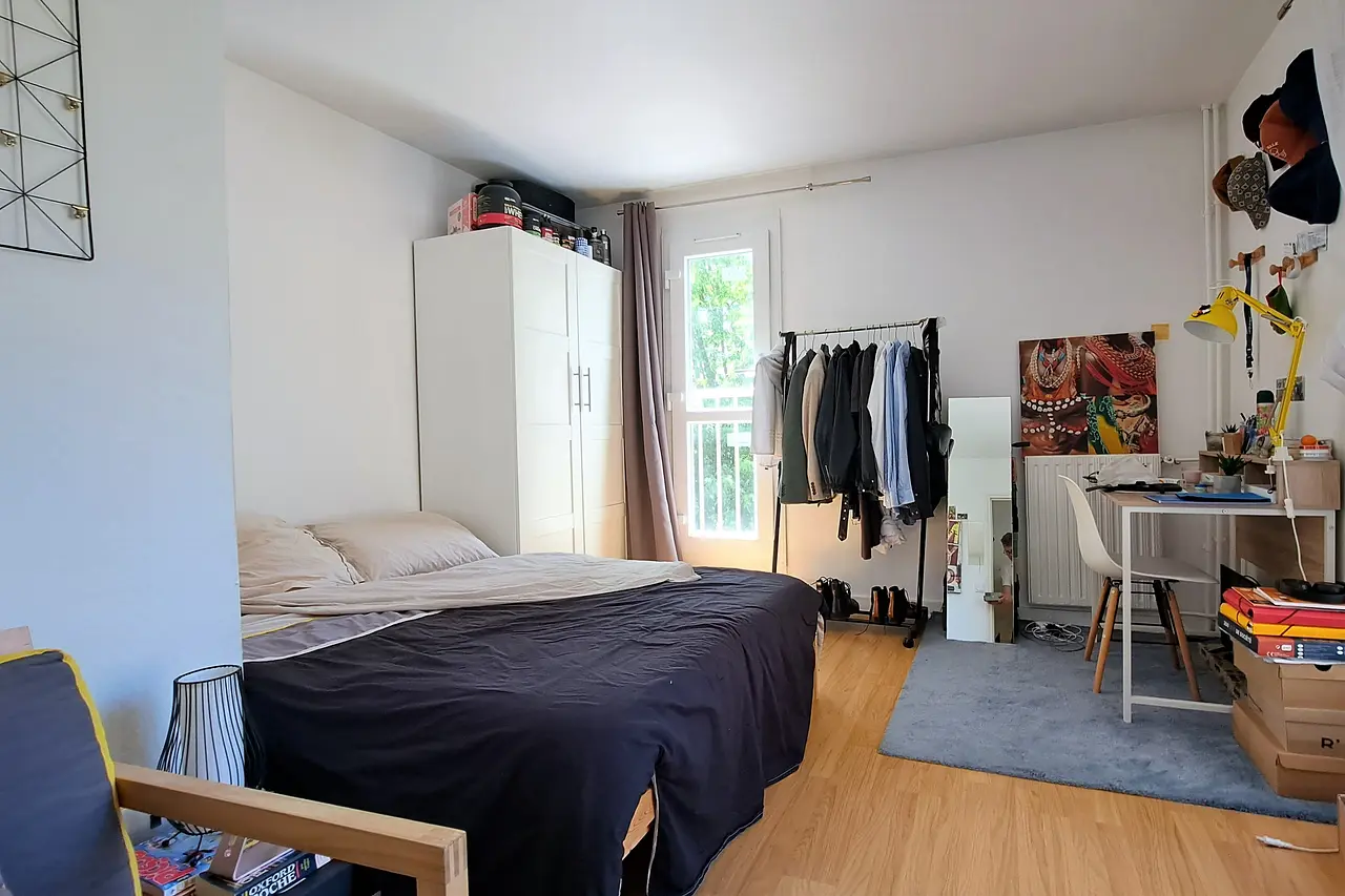 Colocation meublée de 87.0m2 - 538€ - Cergy