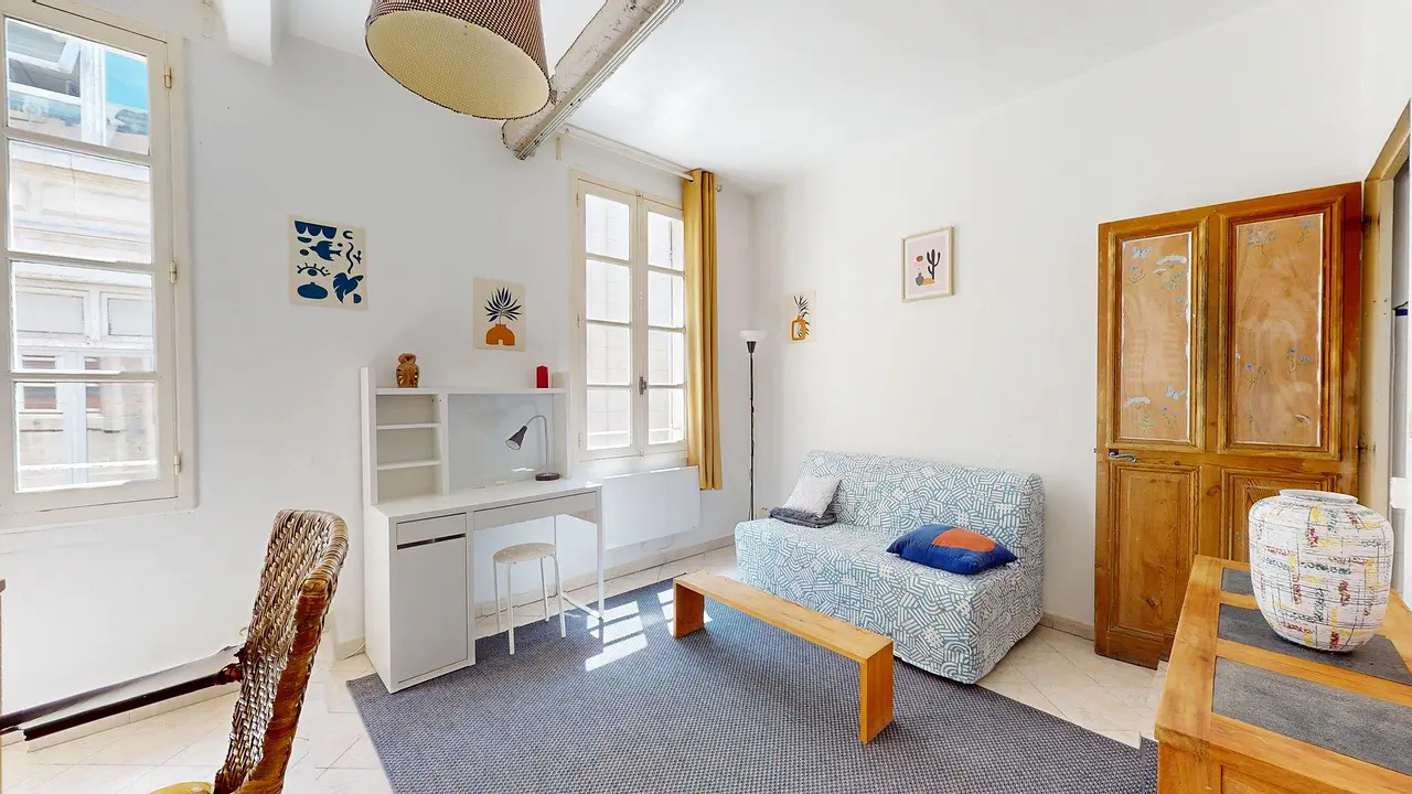 Appartement meublé de 21.74m2 - 440€ - Avignon