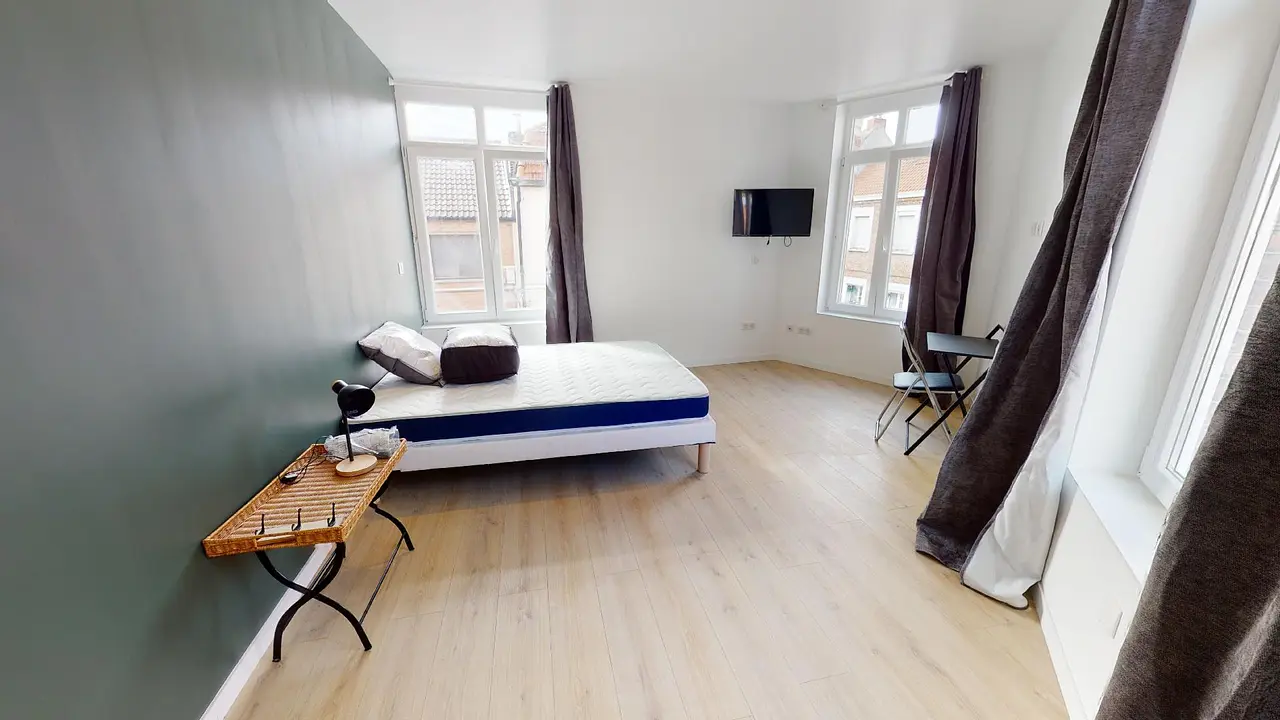 Colocation meublée de 150.0m2 - 573€ - Lille