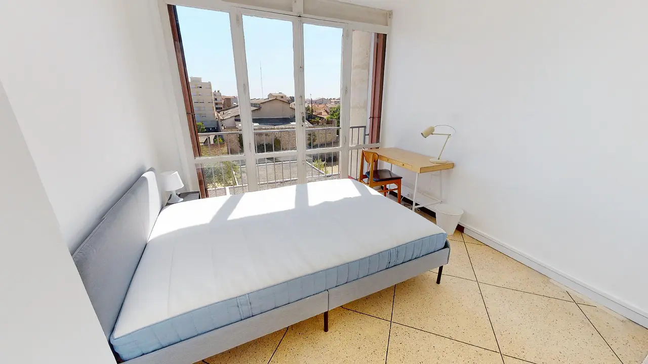 Colocation meublée de 74.0m2 - 490€ - Marseille