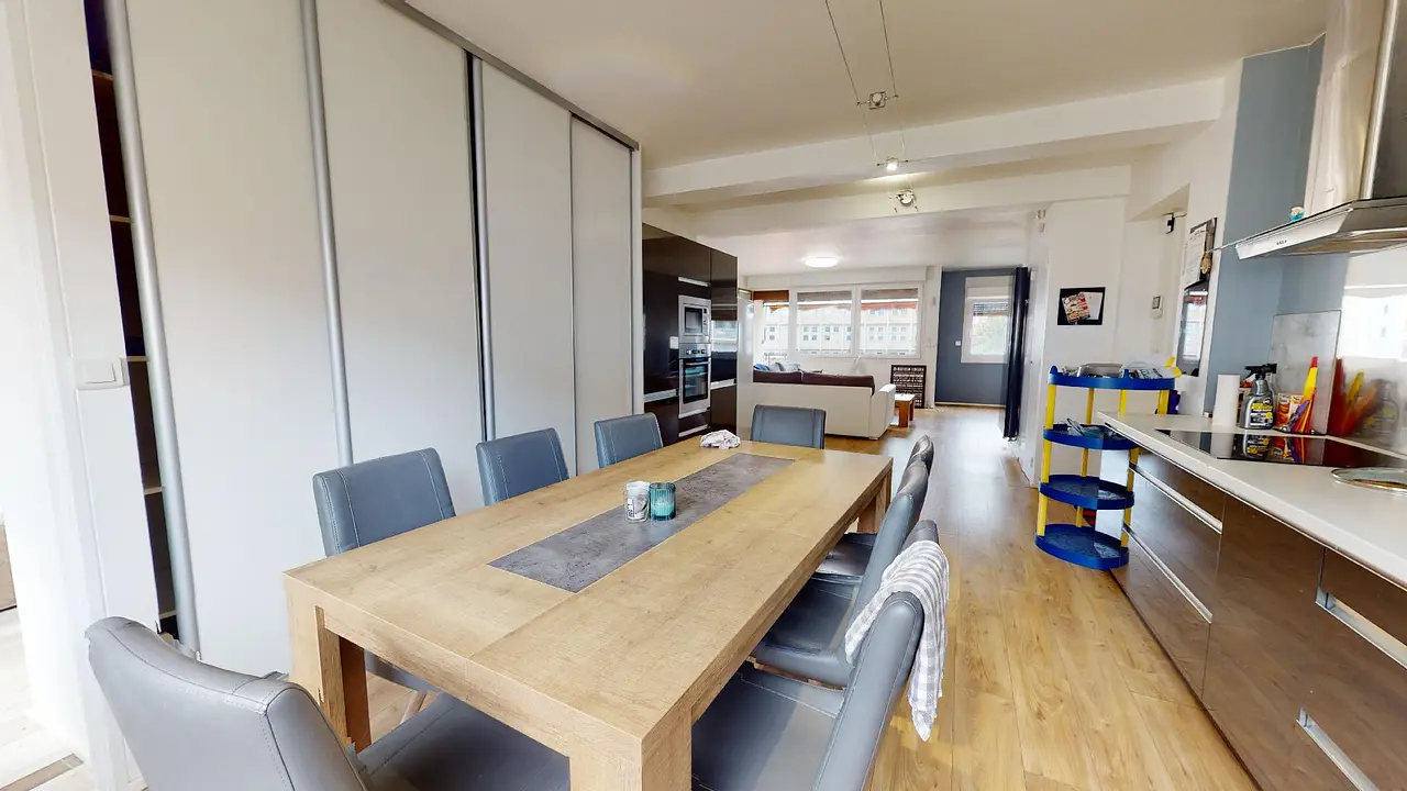 Colocation meublée de 170.0m2 - 350€ - Nancy