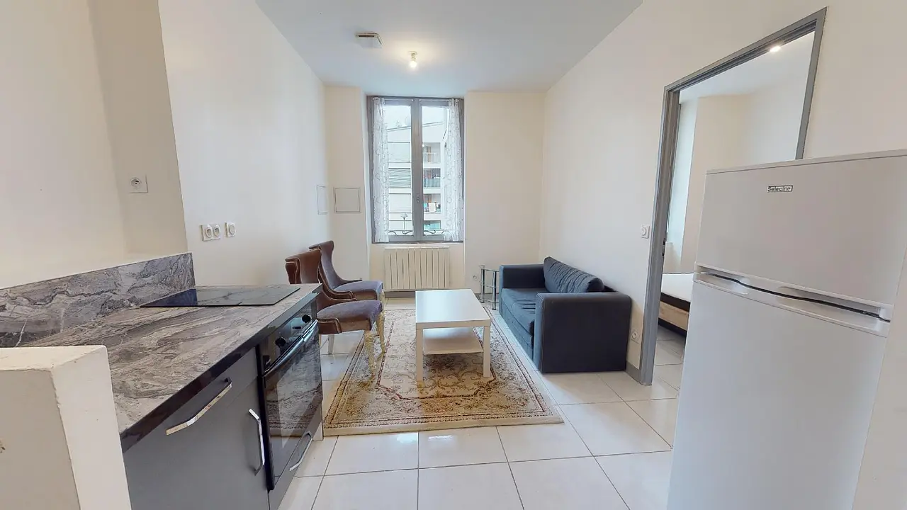 Appartement meublé de 30.0m2 - 554€ - Saint-Étienne