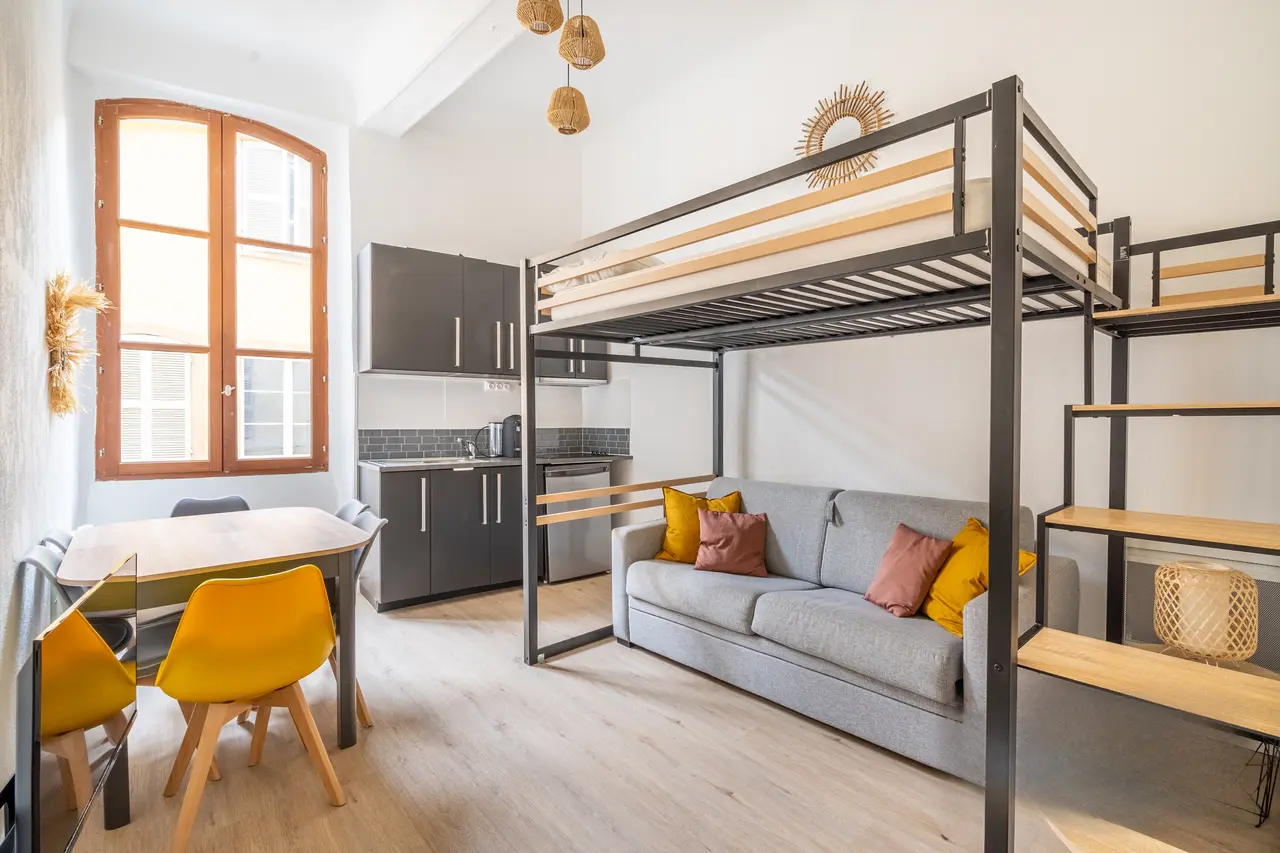 Appartement meublé de 20.83m2 - 696€ - Marseille