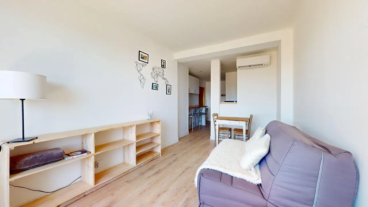 Appartement meublé de 32.0m2 - 750€ - Marseille