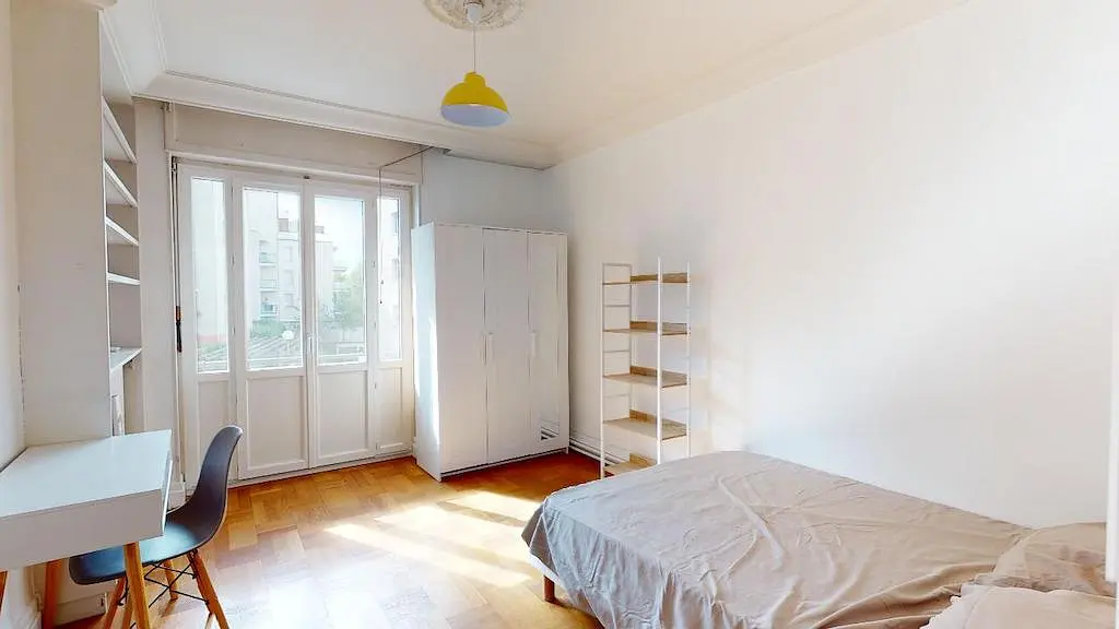 Colocation meublée de 92.0m2 - 569€ - Lyon