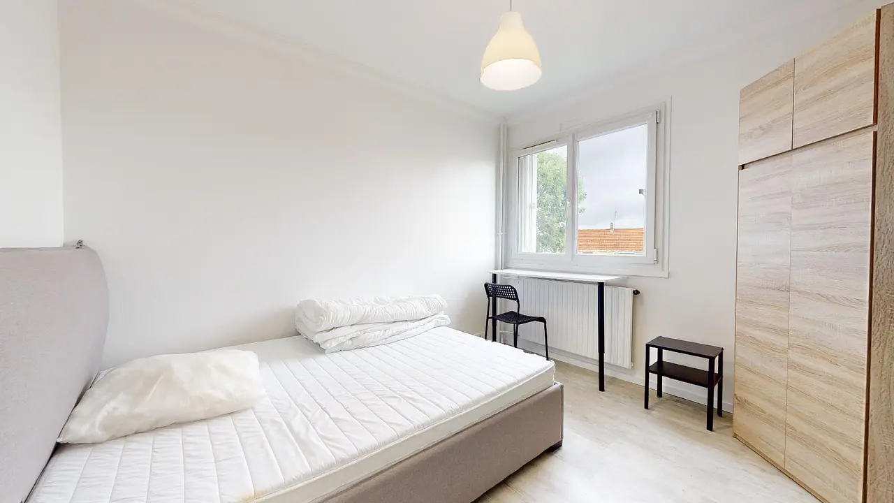 Colocation meublée de 82.0m2 - 553€ - Champigny-sur-Marne