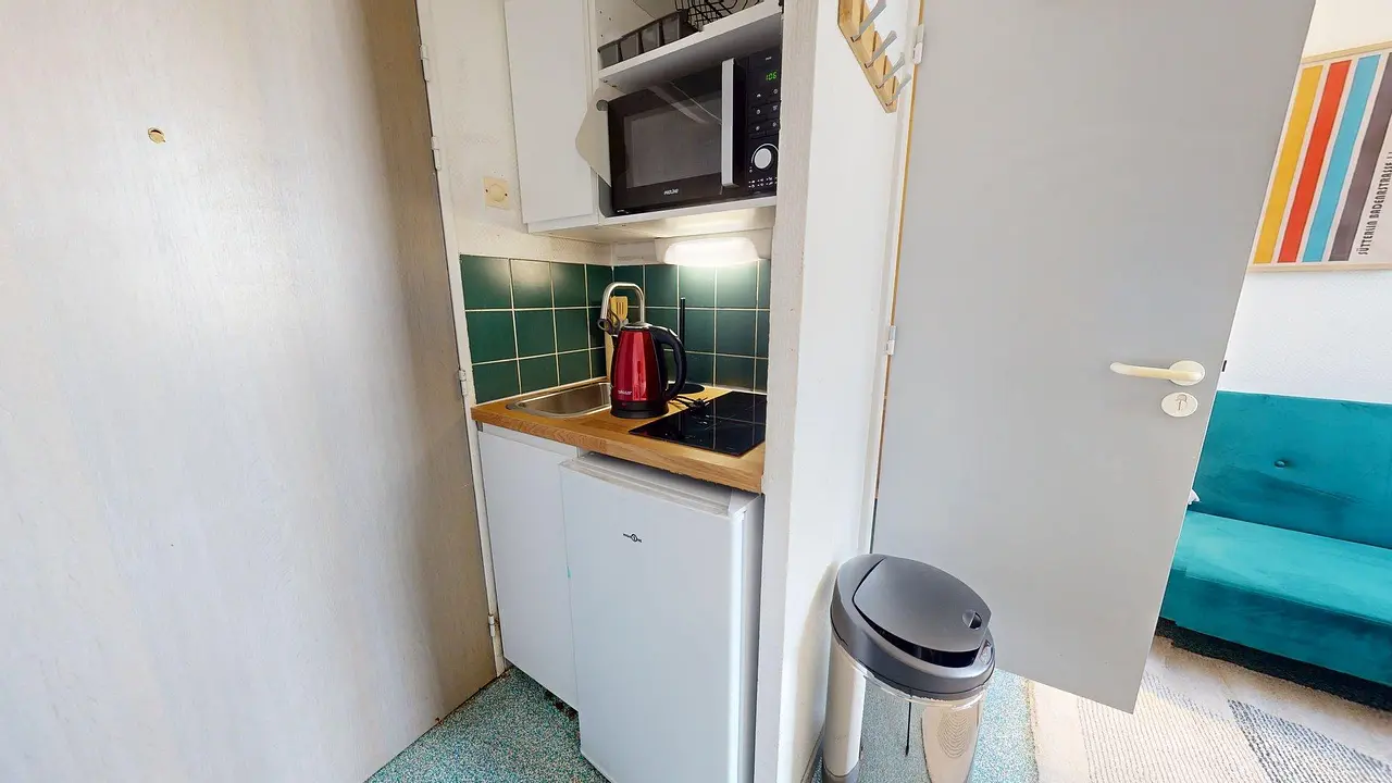 Appartement meublé de 17.6m2 - 660€ - Lyon
