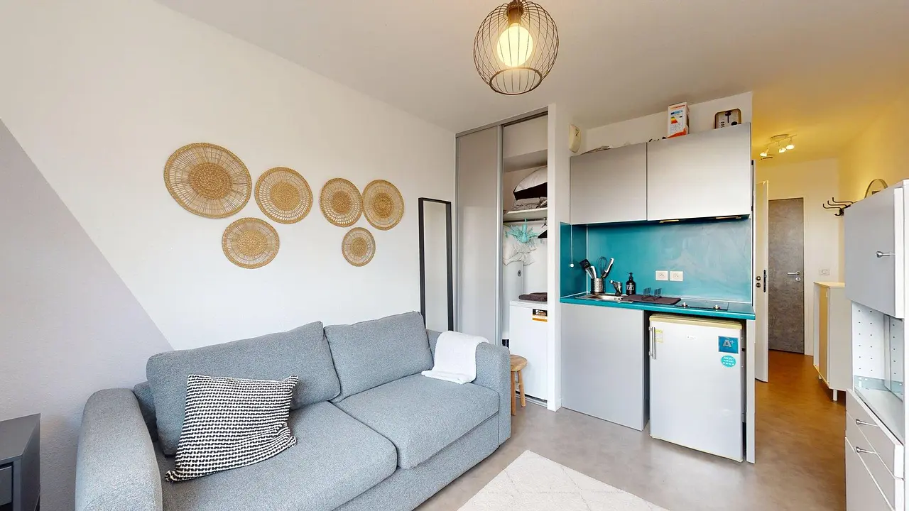 Appartement meublé de 21.0m2 - 657€ - Caluire-et-Cuire