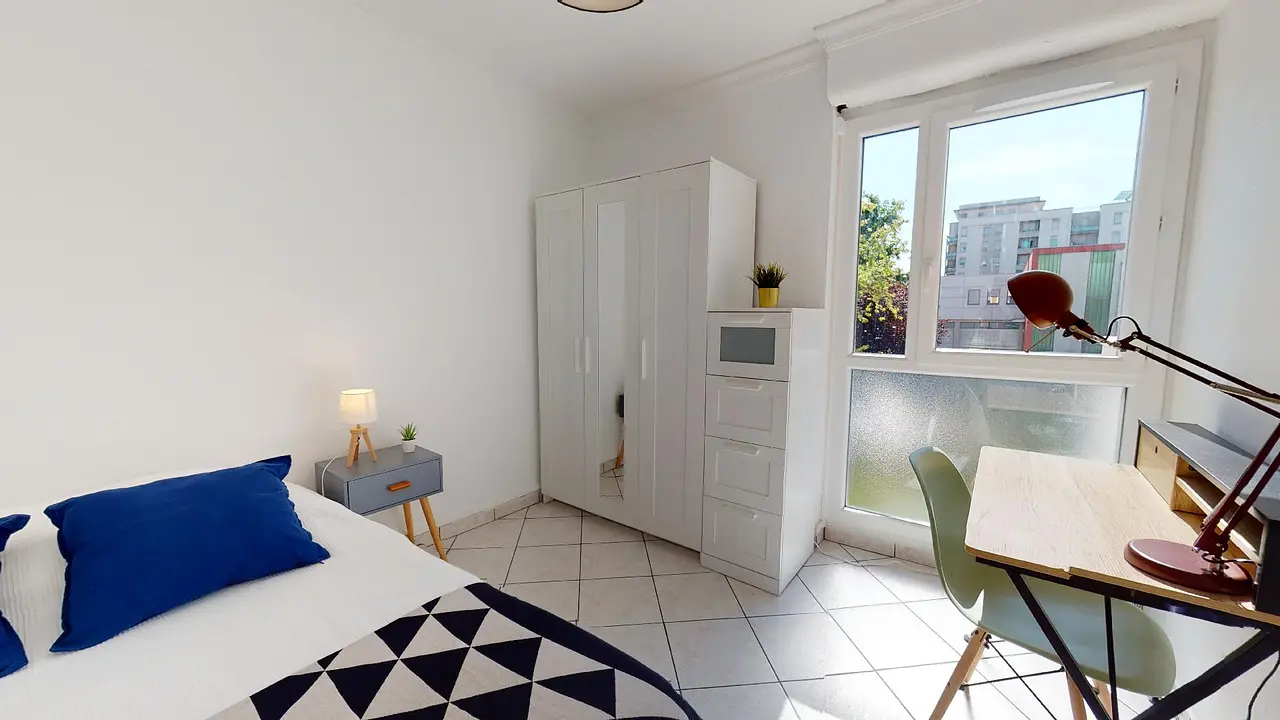 Colocation meublée de 80.0m2 - 530€ - Villeurbanne