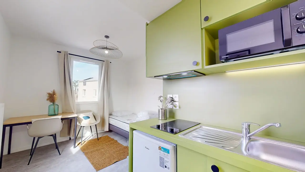 Appartement meublé de 17.96m2 - 528€ - Saint-Priest