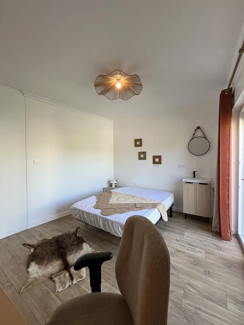 Colocation meublée de 91.0m2 - 740€ - Saint-Genis-Laval