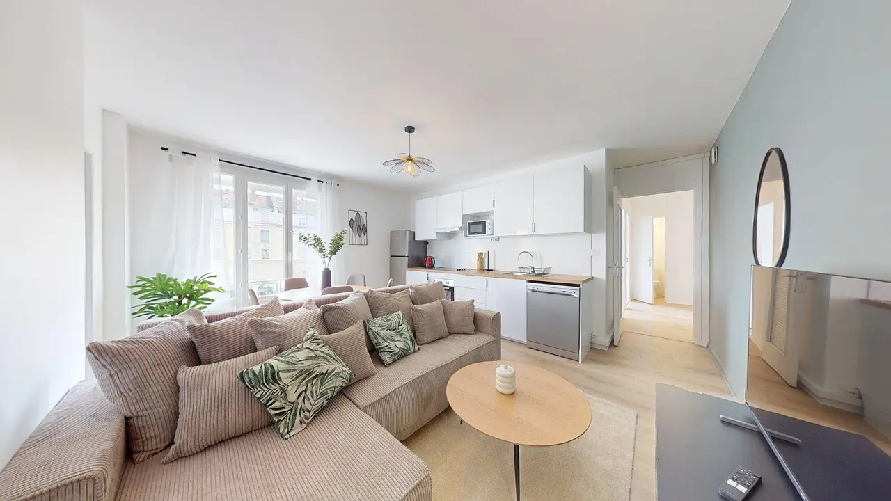 Colocation meublée de 94.08m2 - 560€ - Lyon