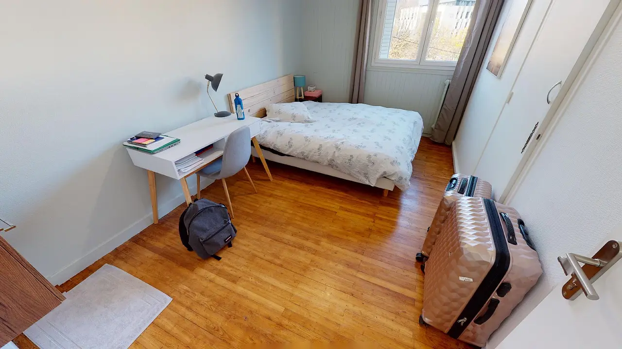 Colocation meublée de 66.0m2 - 400€ - Grenoble