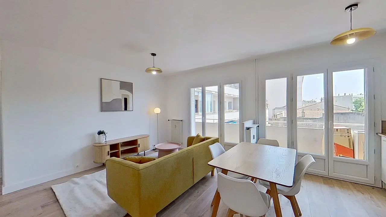 Appartement meublé de 54.0m2 - 750€ - Valence