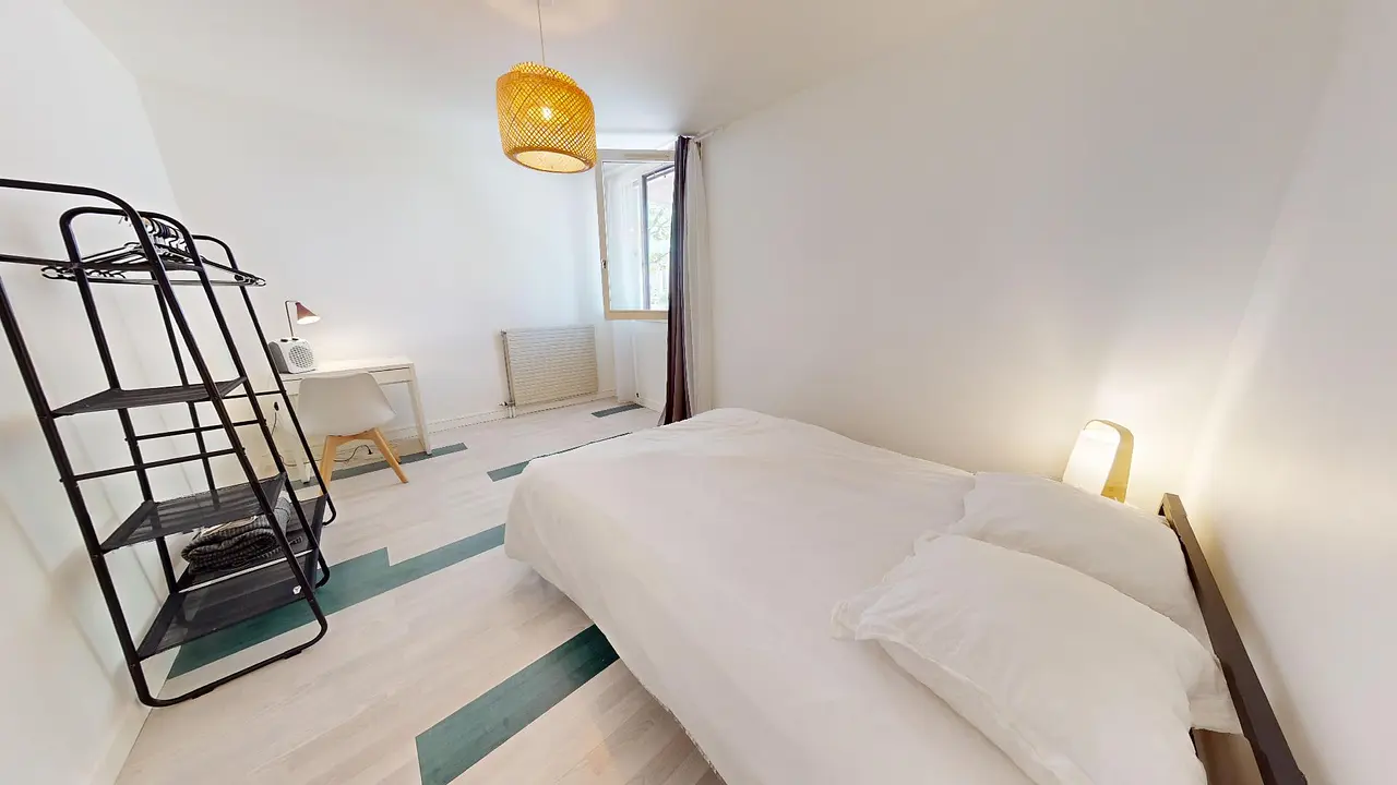 Colocation meublée de 95.0m2 - 502€ - Vénissieux